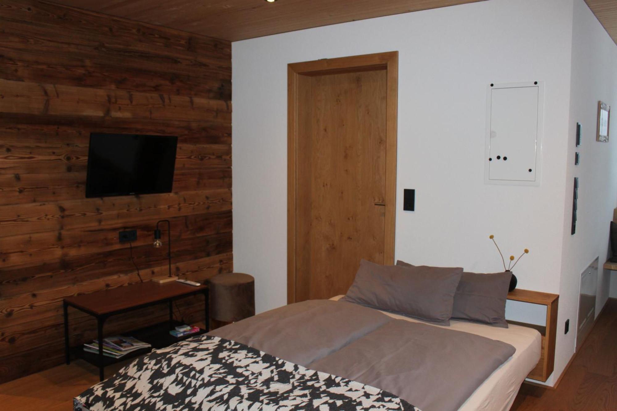 Kanis 80 Apartment *